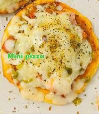 Mini Pizza from Nivedas Kitchen